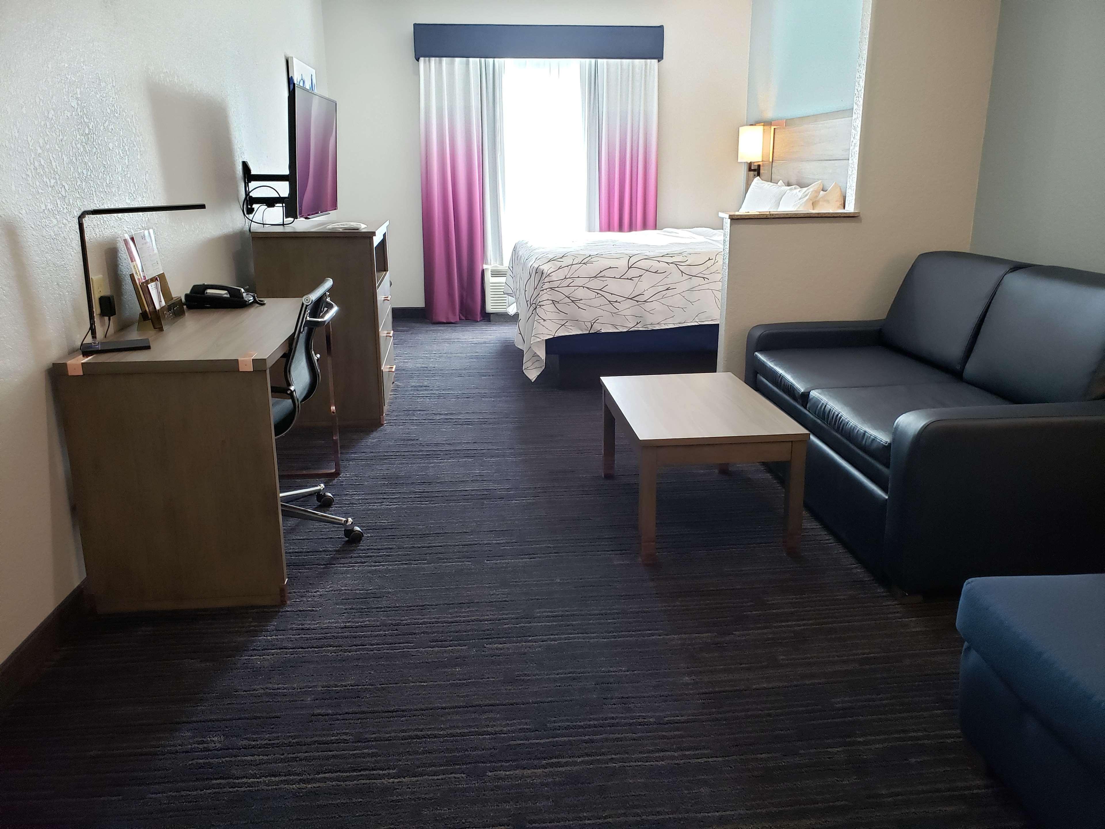 Best Western Plus San Antonio East Inn & Suites Экстерьер фото