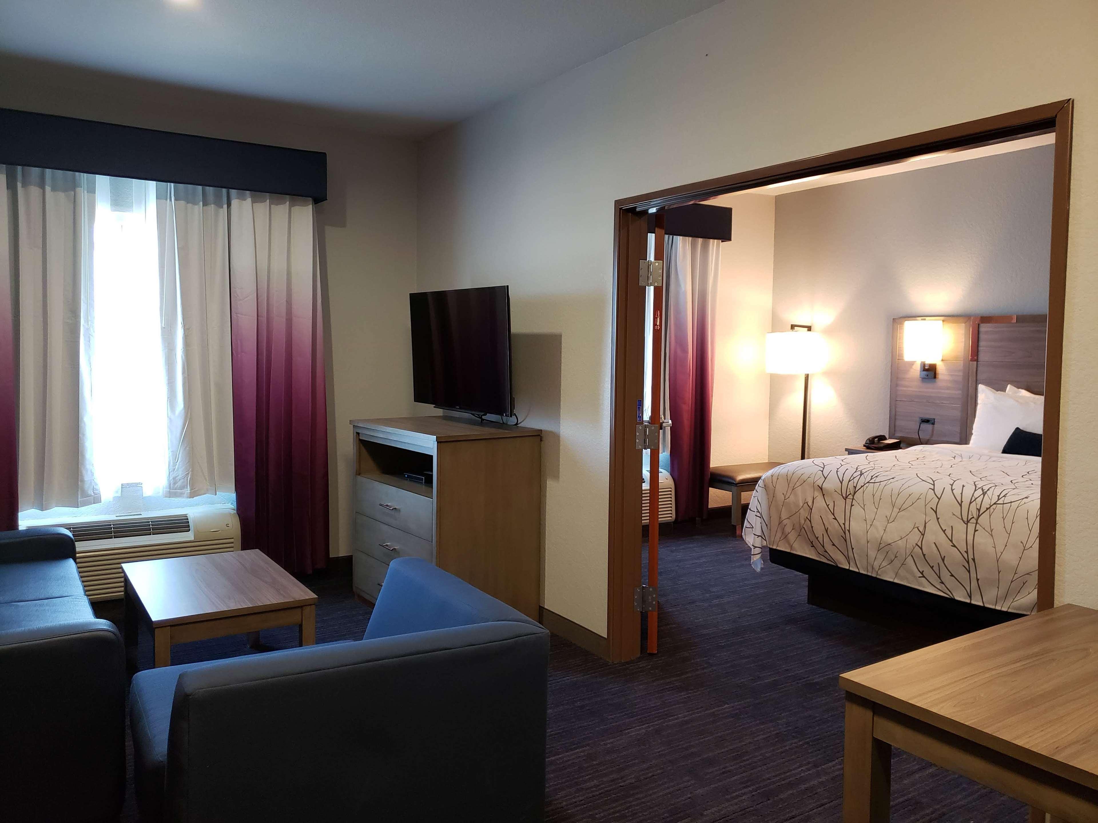 Best Western Plus San Antonio East Inn & Suites Экстерьер фото